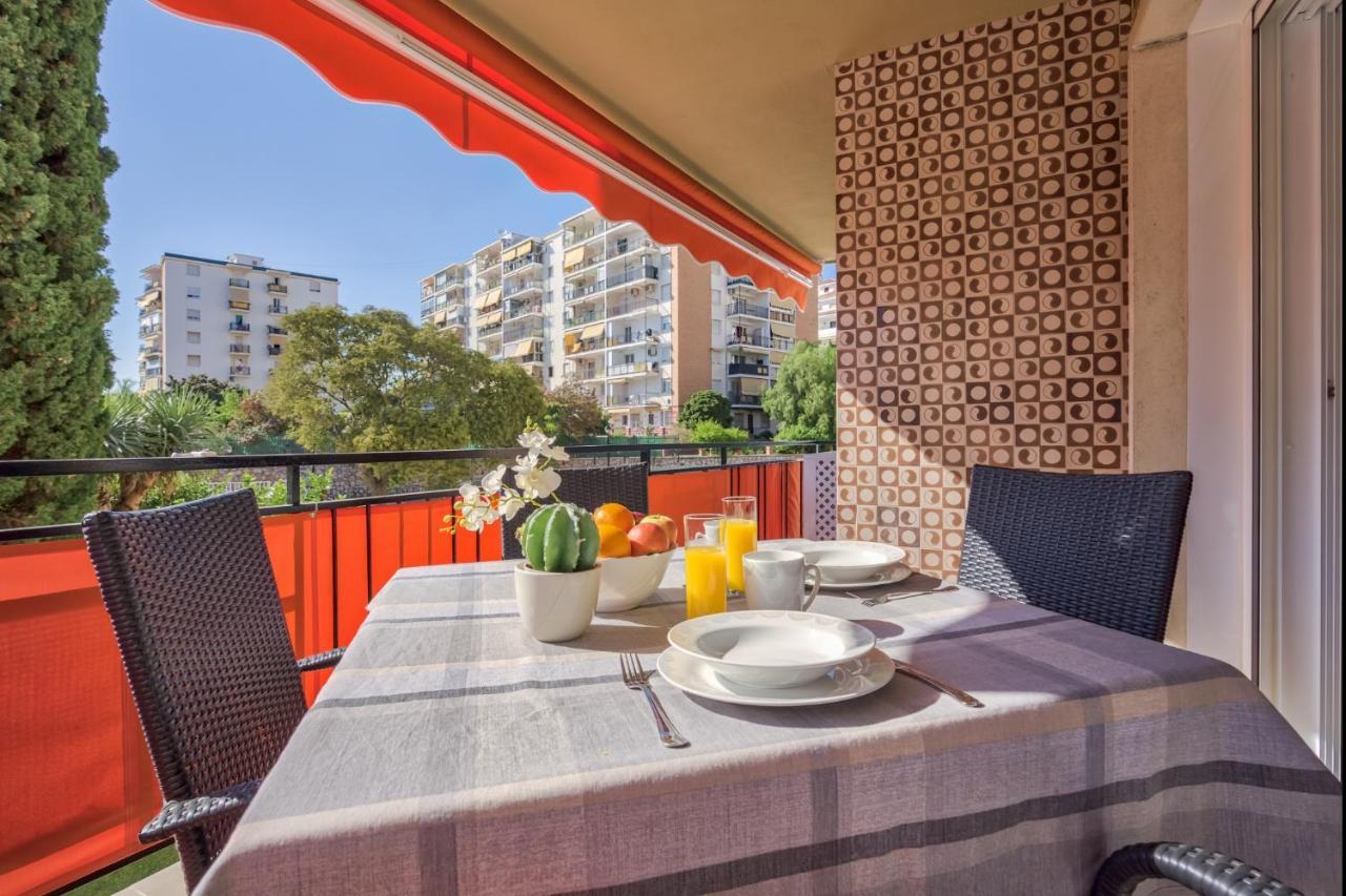 Sur Suites Alhambra Fuengirola Dış mekan fotoğraf